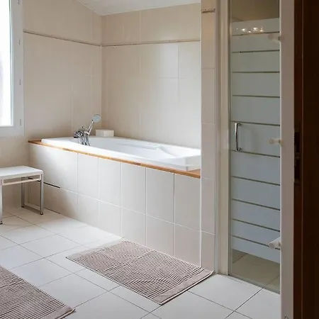 Maison Familiale Proche Du Holiday home