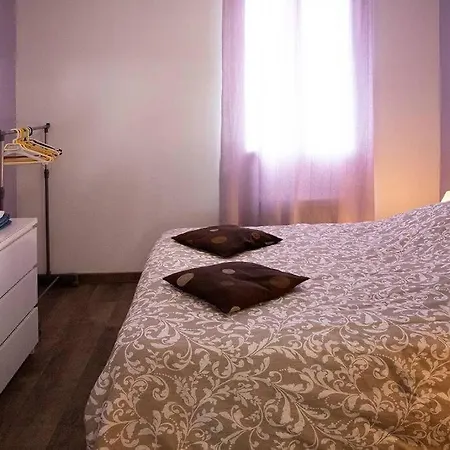 Holiday home Maison Familiale Proche Du *
