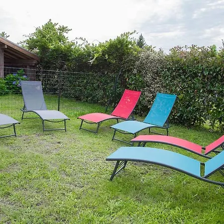 Holiday home Maison Familiale Proche Du